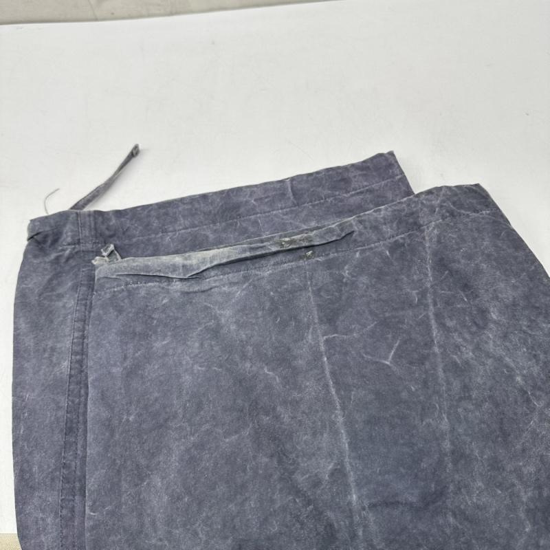 エンタイアスタジオ entire studios パンツ ワークパンツ、ペインターパンツ ストーンウォッシュ カーゴ パンツ ES2104 PO031 S 紺 / ネイビー / navy X 紫 / パープル / purple メンズ USED 古着 中古 50169501