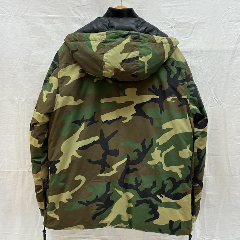 カナダグース CANADA GOOSE ジャケット、上着 ダウンジャケット MACMILLAN PARKA マクミラン パーカー 3804M カモフラ フーデッド ダウンジャケット XL メンズ USED 古着 中古 50169532