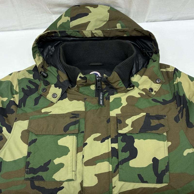 カナダグース CANADA GOOSE ジャケット、上着 ダウンジャケット MACMILLAN PARKA マクミラン パーカー 3804M カモフラ フーデッド ダウンジャケット XL メンズ USED 古着 中古 50169532
