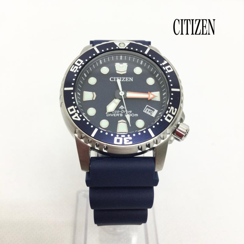 シチズン CITIZEN 腕時計 アナログ（クォーツ式） CITIZEN ソーラー腕時計 アナログ ラバー e168-0029j02 - 紺 / ネイビー / navy メンズ USED 古着 中古 50169546