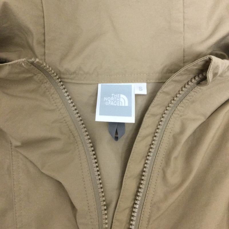ザノースフェイス THE NORTH FACE ジャケット、上着 ジャンパー、ブルゾン ノースフェイス アウトドア ジャケット CompactJacket コンパクトジャケット NPW71530 S 無地 ベージュ / ベージュ / beige レディース USED 古着 中古 50169548
