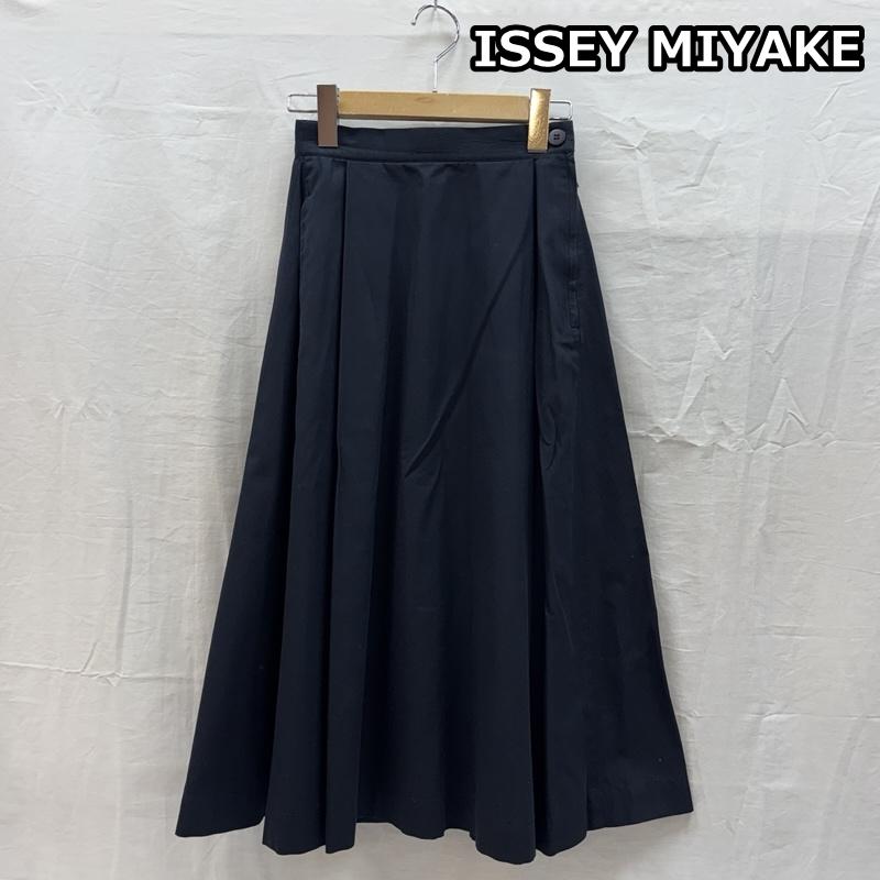 イッセイミヤケ ISSEY MIYAKE スカート ひざ丈スカート タック フレア スカート サイドジップ JG52380 S 紺 / ネイビー / navy レディース USED 古着 中古 50169583