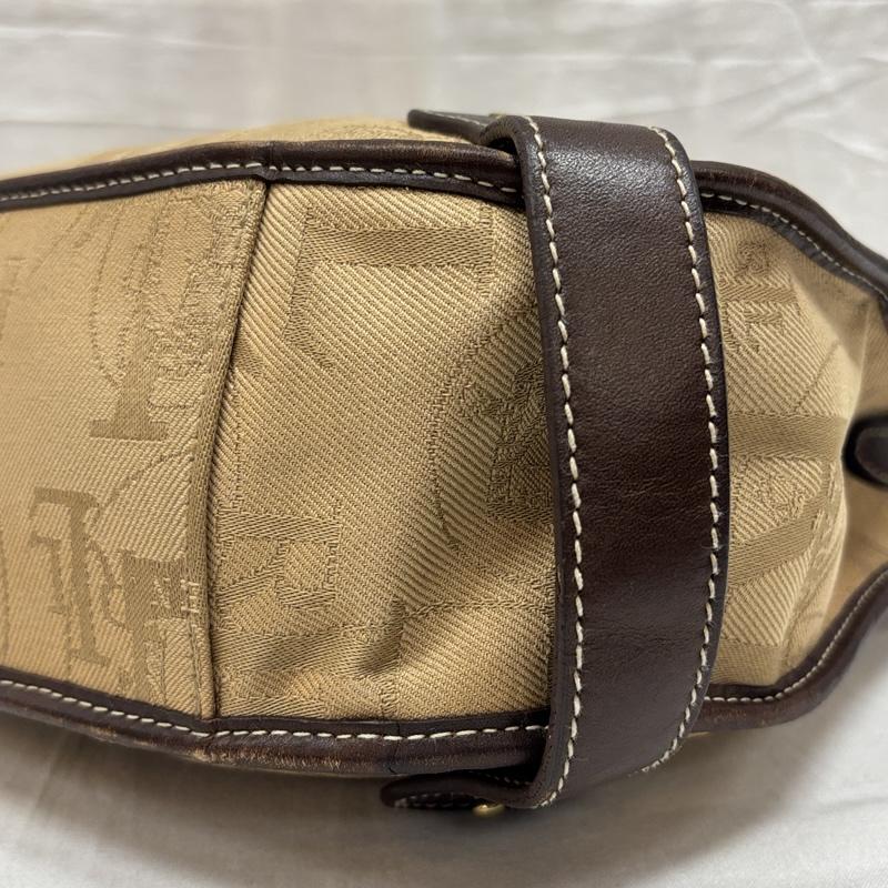 ローレンラルフローレン LAUREN RALPH LAUREN ハンドバッグ ハンドバッグ ロゴ 総柄 キャンバス ハンドバッグ チャーム付 ワンショルダー - レディース USED 古着 中古 50169600