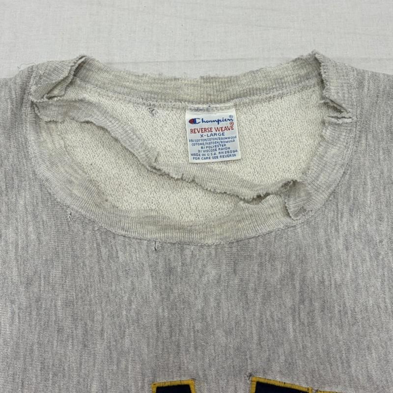 チャンピオン Champion トレーナー 長袖 90s REVERSEWEAVE リバースウィーブ プルオーバー スウェット トレーナー USA製 ヴィンテージ カレッジロゴ 刺繍 XL ロゴ、文字 灰 / グレー / gray X 紺 / ネイビー / navy X 黄 / イエロー / yellow メンズ USED 古着 中古 50169621