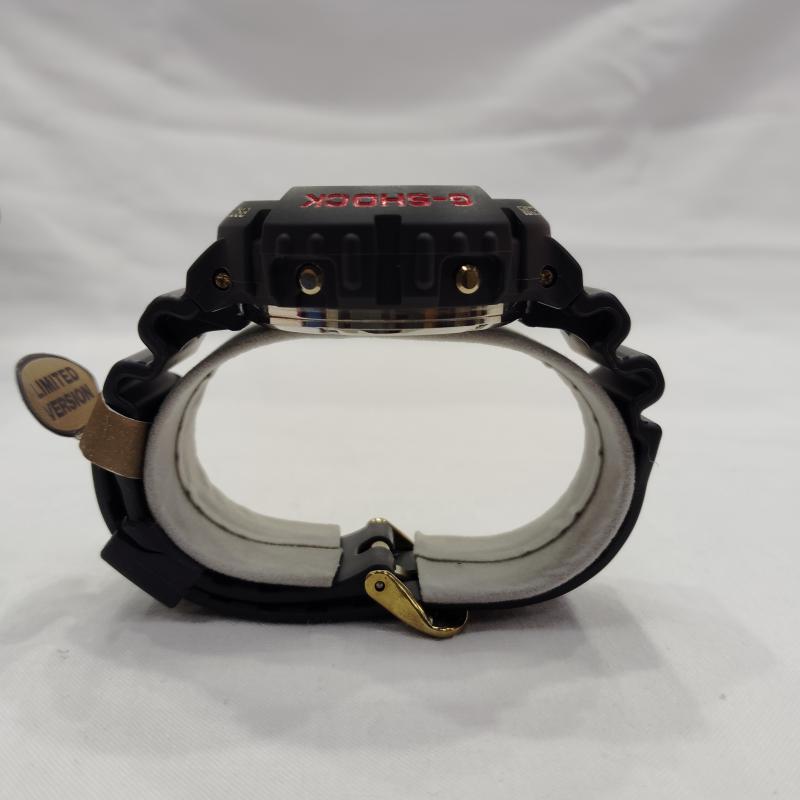 ジーショック G-SHOCK 腕時計 デジタル 稼働品 初代 FROGMAN DW-6300 フロッグマン デジタル 腕時計 - 赤 / レッド / red X 黒 / ブラック / black X 金 / ゴールド / gold color メンズ USED 古着 中古 50169688