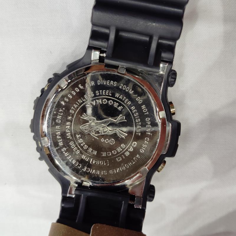 ジーショック G-SHOCK 腕時計 デジタル 稼働品 初代 FROGMAN DW-6300 フロッグマン デジタル 腕時計 - 赤 / レッド / red X 黒 / ブラック / black X 金 / ゴールド / gold color メンズ USED 古着 中古 50169688