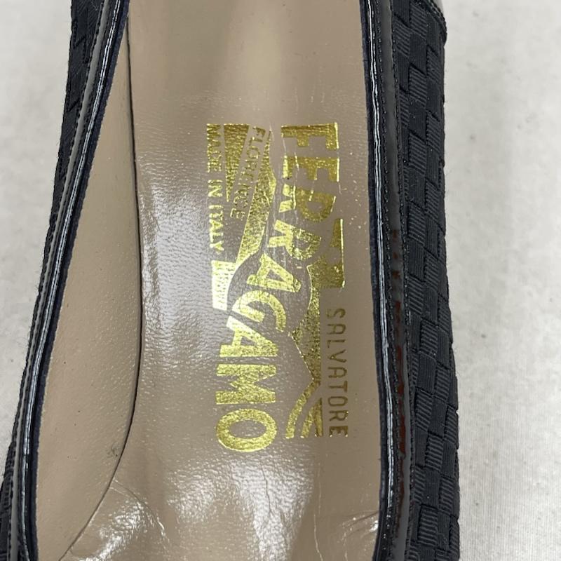 サルヴァトーレフェラガモ Salvatore Ferragamo パンプス パンプス イタリア製 ヴィンテージ グログランリボン パンプス dd11509 360 黒 / ブラック / black レディース USED 古着 中古 50169694
