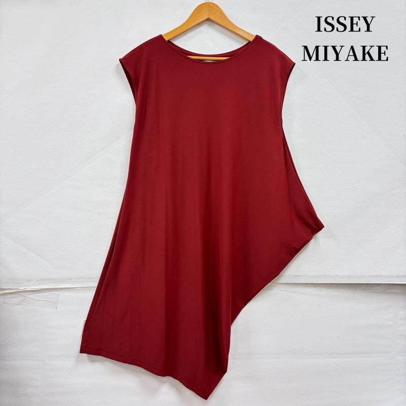 イッセイミヤケ ISSEY MIYAKE ワンピース ロングスカート アシンメトリー 変形 ロング ワンピース バーガンディ ドレープ ノースリーブ IM73JH011 2 無地 えんじ / ワインレッド / dark red レディース USED 古着 中古 50169708