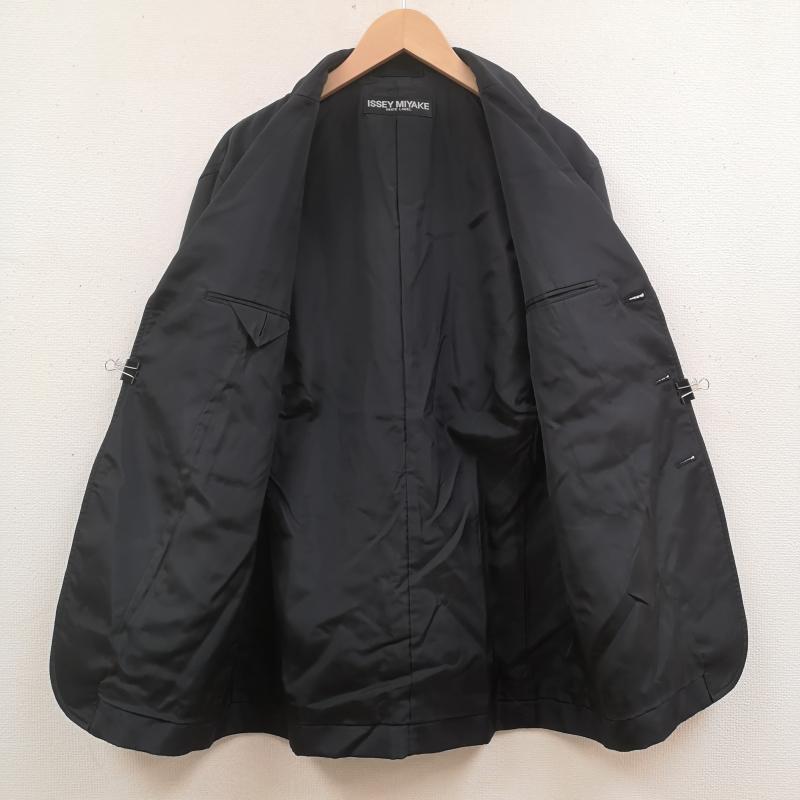イッセイミヤケ ISSEY MIYAKE ジャケット、上着 ジャケット、ブレザー 日本製 WHITE LABEL 3つボタン ナイロン テーラード ジャケット ME34FD598 2 黒 / ブラック / black メンズ USED 古着 中古 50169726