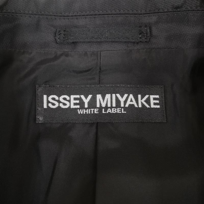 イッセイミヤケ ISSEY MIYAKE ジャケット、上着 ジャケット、ブレザー 日本製 WHITE LABEL 3つボタン ナイロン テーラード ジャケット ME34FD598 2 黒 / ブラック / black メンズ USED 古着 中古 50169726