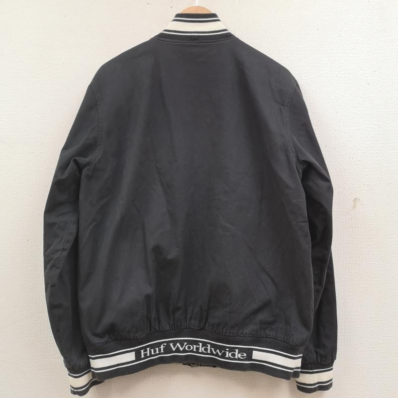 ハフ HUF ジャケット、上着 ジャンパー、ブルゾン 18AW リバーシブル2WAY PEEP SHOW バーシティ ジャケット スタジャン S 白 / ホワイト / white X 黒 / ブラック / black メンズ USED 古着 中古 50169734