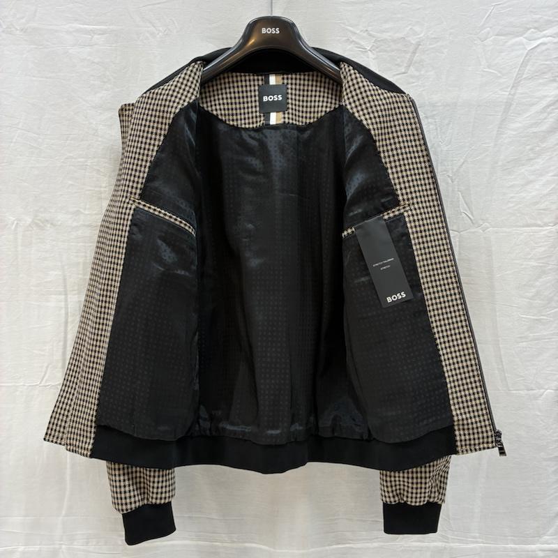 ヒューゴボス HUGO BOSS ジャケット、上着 ジャンパー、ブルゾン 千鳥格子 チェック ダブルジップ ブルゾン MA-1 ボンバー ジャケット ハンガー付き 52 メンズ USED 古着 中古 50169756