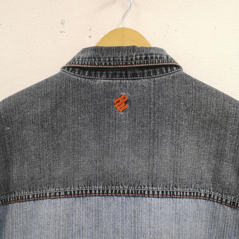ロカウェア ROCAWEAR ジャケット、上着 ジャンパー、ブルゾン 切り替え エルボー パッチ 立体 ロゴ 刺繍 デニム ジャケット カバーオール - インディゴ / インディゴ / Indigo メンズ USED 古着 中古 50169764