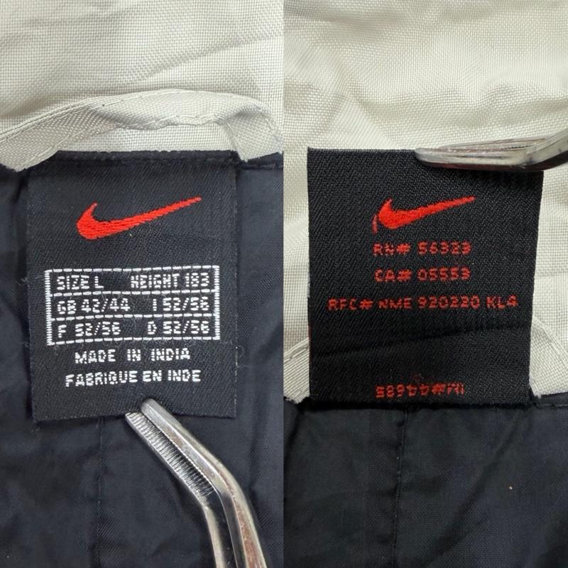ナイキ NIKE ジャケット、上着 ジャンパー、ブルゾン ナイロン ジャケット ジップアップ ロゴ 刺繍 L ロゴ、文字 X 刺繍 ベージュ / ベージュ / beige X 黒 / ブラック / black X 橙 / オレンジ / orange メンズ USED 古着 中古 50169767
