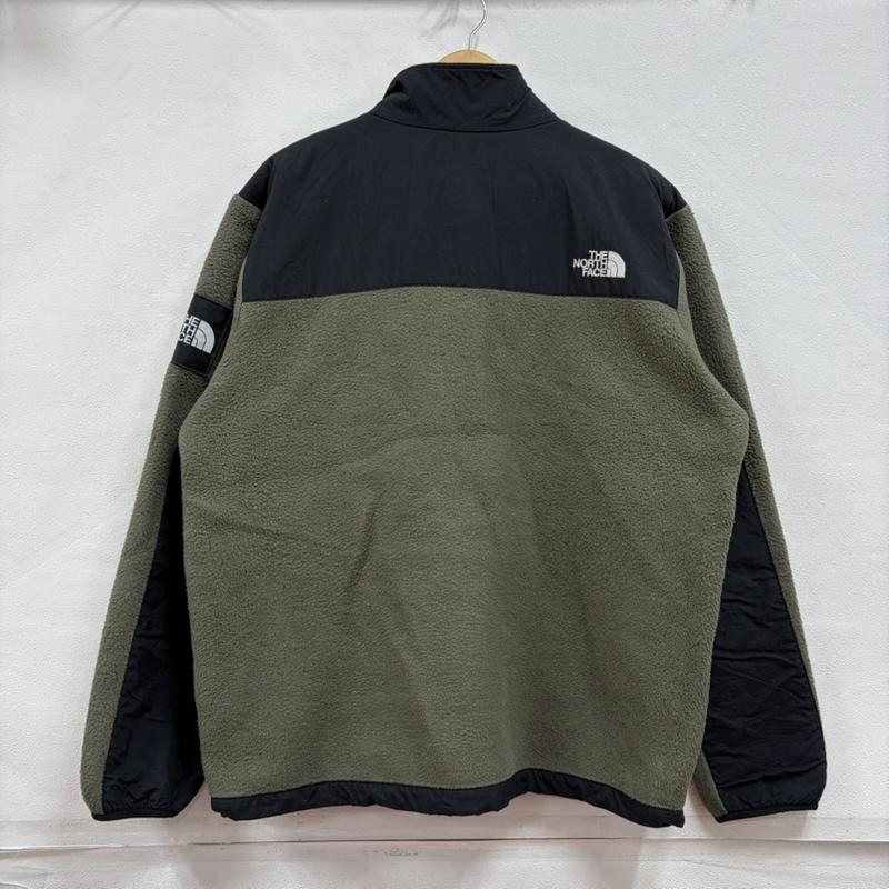 ザノースフェイス THE NORTH FACE ジャケット、上着 ジャンパー、ブルゾン デナリジャケット NA72051 ツートーン ロゴ パッチ 刺繍 ジップアップ フリース アウトドア ユニセックス XL ロゴ、文字 X 刺繍 カーキ / カーキ / khaki X 黒 / ブラック / black X 白 / ホワイト / white メンズ USED 古着 中古 50169770