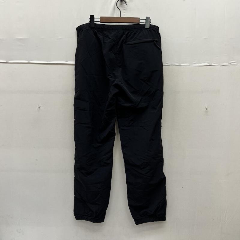 シュプリーム Supreme ボトムス ボトムス ロゴ ウォームアップパンツ L 黒 / ブラック / black メンズ USED 古着 中古 50169776
