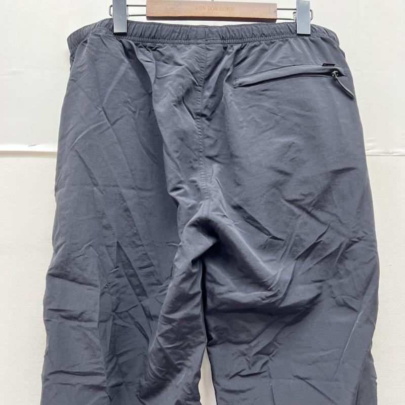 シュプリーム Supreme ボトムス ボトムス ロゴ ウォームアップパンツ L 黒 / ブラック / black メンズ USED 古着 中古 50169776