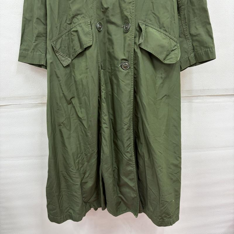 ヴィンテージ VINTAGE コート コート一般 50s ミリタリー ダブルブレスト ロング レインコート 米軍 16REGULAR レギュラー Aライン - 無地 カーキ / カーキ / khaki X オリーブグリーン / オリーブグリーン / レディース USED 古着 中古 50169781