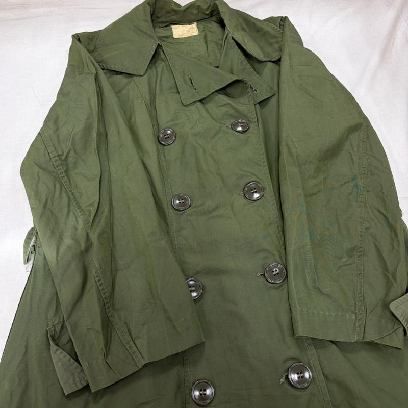 ヴィンテージ VINTAGE コート コート一般 50s ミリタリー ダブルブレスト ロング レインコート 米軍 16REGULAR レギュラー Aライン - 無地 カーキ / カーキ / khaki X オリーブグリーン / オリーブグリーン / レディース USED 古着 中古 50169781
