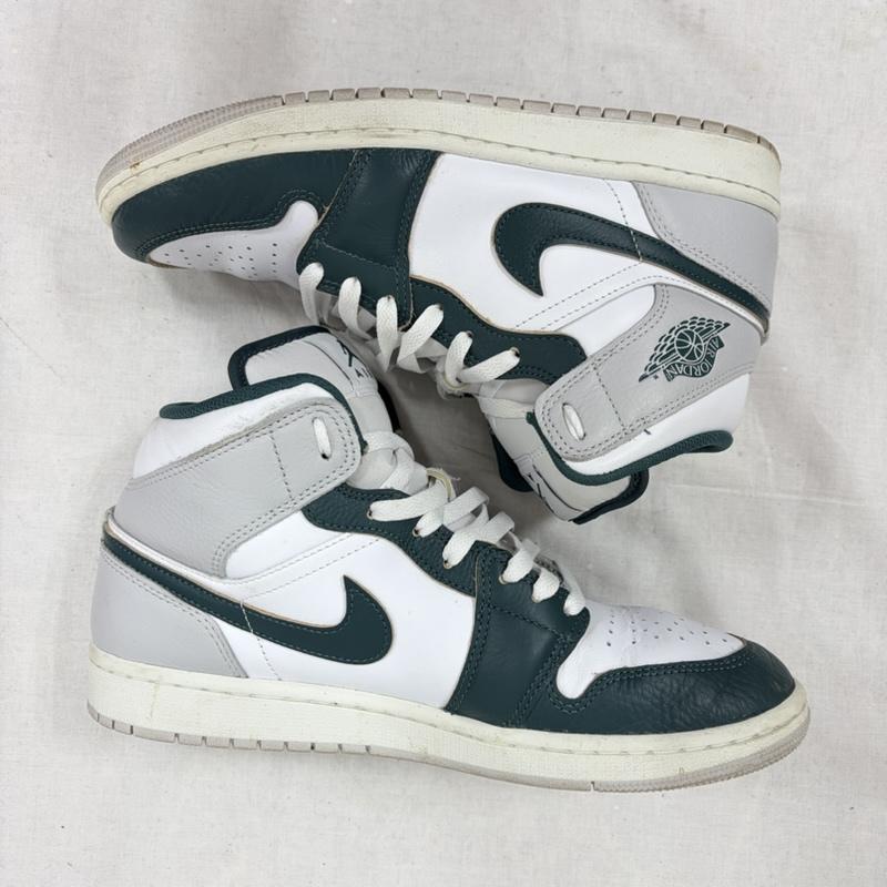 ナイキ NIKE スニーカー スニーカー AIR JORDAN 1 MID SE エアジョーダン FQ7720-103 ハイカット スニーカー 27.5cm ロゴ、文字 白 / ホワイト / white X 緑 / グリーン / green メンズ USED 古着 中古 50169810