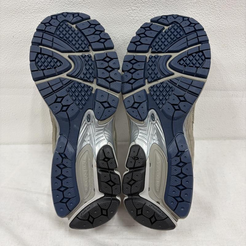 ニューバランス New Balance スニーカー スニーカー ML2002RA スウェード メッシュ ローカット スニーカー 27.5cm ロゴ、文字 灰 / グレー / gray X 紺 / ネイビー / navy メンズ USED 古着 中古 50169815