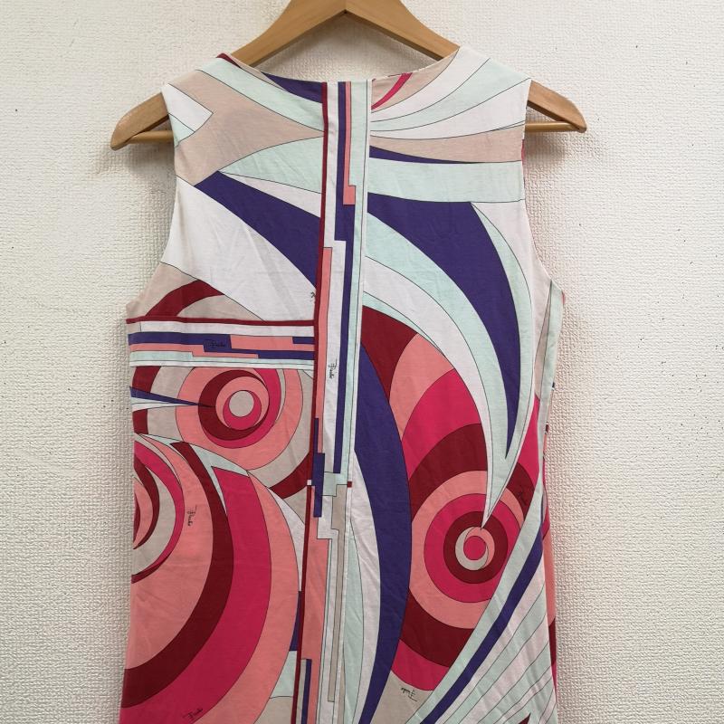 エミリオプッチ EMILIO PUCCI ワンピース ひざ丈スカート イタリア製 幾何学模様 プッチ柄 ノースリーブ ワンピース 96WG20 38 マルチカラー / マルチカラー / multicolor レディース USED 古着 中古 50169824