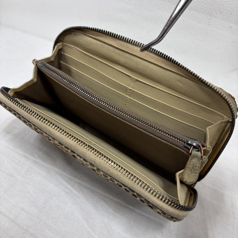 ボッテガヴェネタ BOTTEGA VENETA 財布 長財布 イントレチャート パイソン レザー ラウンドファスナー ウォレット 長財布 イタリア製 - ヘビ柄 ベージュ / ベージュ / beige X 茶 / ブラウン / brown レディース USED 古着 中古 50169870