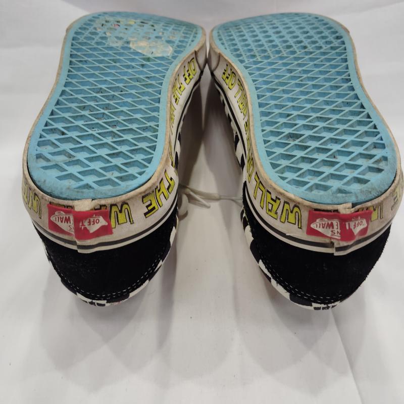バンズ VANS スニーカー スニーカー SPONGEBOB OLD SKOOL OFF THE WALL オールドスクール スポンジボブ 28.0cm 白 / ホワイト / white X 黒 / ブラック / black メンズ USED 古着 中古 50169953