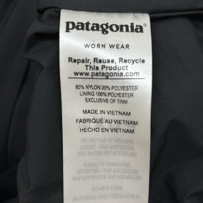 パタゴニア patagonia ジャケット、上着 ジャンパー、ブルゾン 28090FA17 ウインドスイープ ナイロン フード ジャケット M 黒 / ブラック / black メンズ USED 古着 中古 50170040