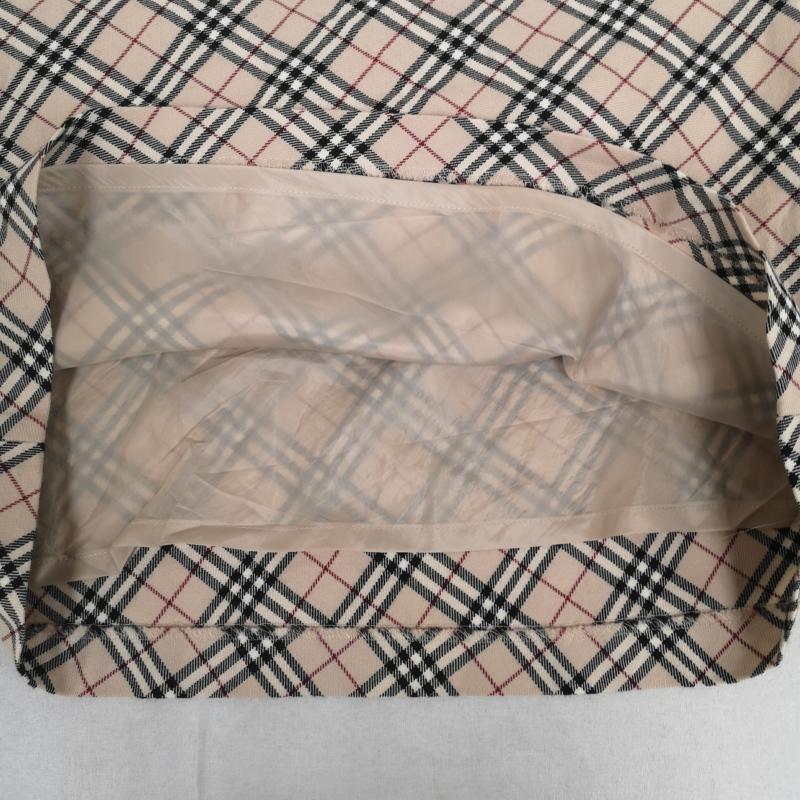 バーバリー・ブルーレーベル BURBERRY BLUE LABEL スカート ひざ丈スカート ノバチェック柄 ウール製 台形 スカート FLF70-536 38 ベージュ / ベージュ / beige X マルチカラー / マルチカラー / multicolor レディース USED 古着 中古 50170069