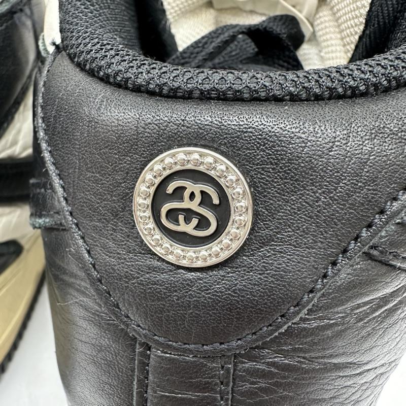 ステューシー STUSSY スニーカー スニーカー Nike Air Force 1Mid Black and Light Bone SSリンク ロゴ スニーカー DJ7840-002 28.5cm 黒 / ブラック / black X 白 / ホワイト / white メンズ USED 古着 中古 50170118