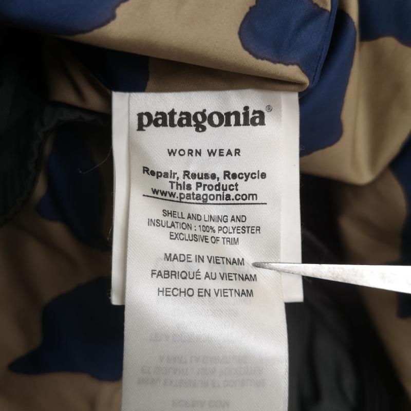 パタゴニア patagonia ジャケット、上着 ジャンパー、ブルゾン 耐久性 撥水 サーモグリーン RECCO ルビコン ジャケット 29348 L ベージュ / ベージュ / beige X 紺 / ネイビー / navy メンズ USED 古着 中古 50170175