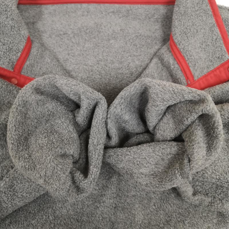 古着 USED トレーナー 長袖 4seasons tokyo フォーシーズンズ トーキョー Holiday ハーフスナップ フリース 灰 / グレー / gray X 赤 / レッド / red メンズ USED 古着 中古 50170193