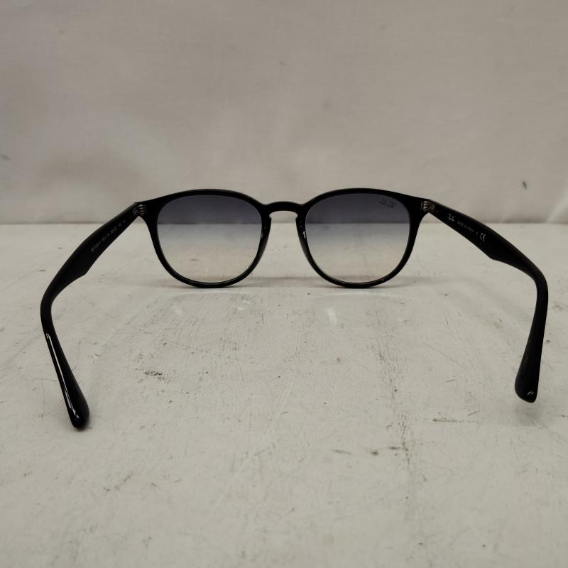 レイバン Ray-Ban めがね・サングラス サングラス RB4259F フルフィット アジアン フィット モデル - 黒 / ブラック / black X 青 / ブルー / blue メンズ USED 古着 中古 50170226
