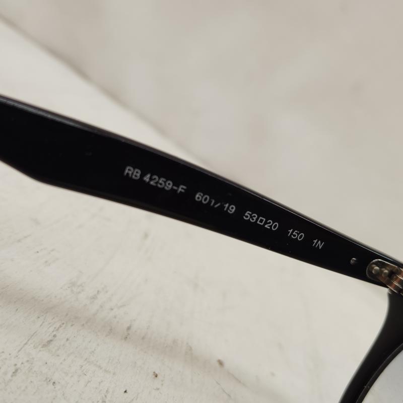 レイバン Ray-Ban めがね・サングラス サングラス RB4259F フルフィット アジアン フィット モデル - 黒 / ブラック / black X 青 / ブルー / blue メンズ USED 古着 中古 50170226