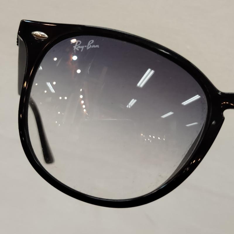 レイバン Ray-Ban めがね・サングラス サングラス RB4259F フルフィット アジアン フィット モデル - 黒 / ブラック / black X 青 / ブルー / blue メンズ USED 古着 中古 50170226