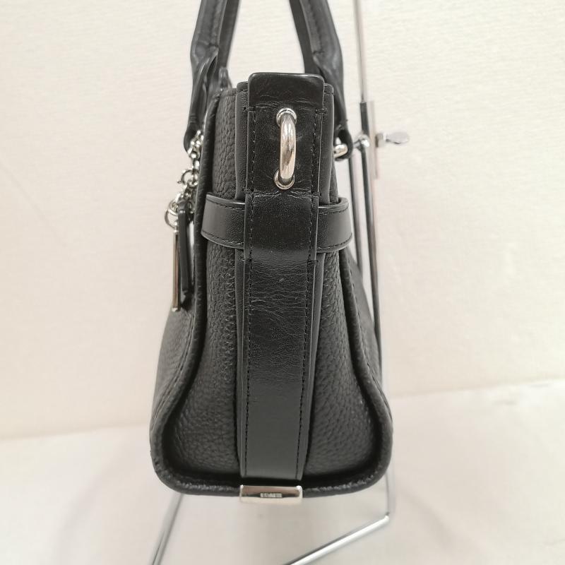 コーチ COACH ハンドバッグ ハンドバッグ スワッガー Swagger 21 キャリーオール ミニ 2WAY ハンド バッグ 2137444 - 黒 / ブラック / black レディース USED 古着 中古 50170392