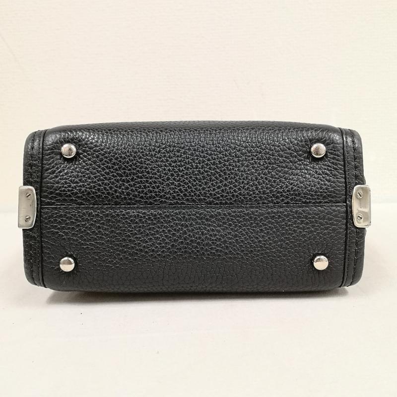 コーチ COACH ハンドバッグ ハンドバッグ スワッガー Swagger 21 キャリーオール ミニ 2WAY ハンド バッグ 2137444 - 黒 / ブラック / black レディース USED 古着 中古 50170392