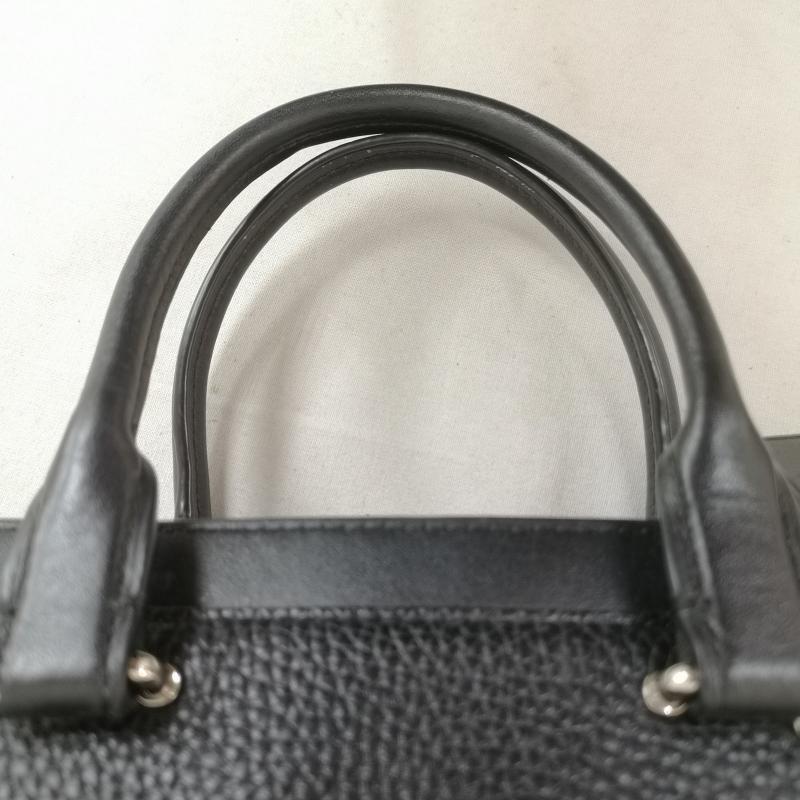 コーチ COACH ハンドバッグ ハンドバッグ スワッガー Swagger 21 キャリーオール ミニ 2WAY ハンド バッグ 2137444 - 黒 / ブラック / black レディース USED 古着 中古 50170392