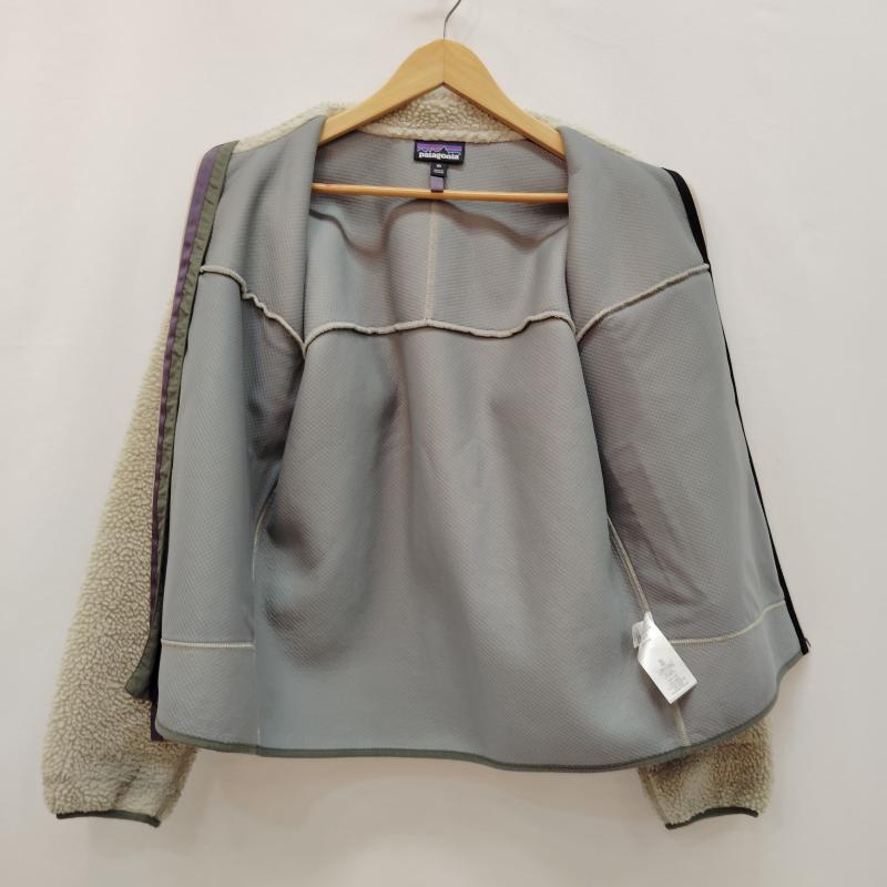 パタゴニア patagonia ジャケット、上着 ジャンパー、ブルゾン フリース メンズ クラシック レトロX ジャケット ペリカン XS ベージュ / ベージュ / beige X カーキ / カーキ / khaki メンズ USED 古着 中古 50170441
