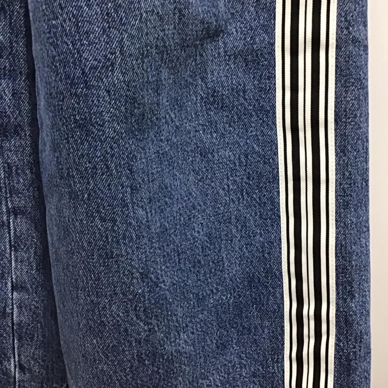 リーバイストラウスアンドコー Levi Strauss & co. パンツ デニム、ジーンズ シルバータブ デニムパンツ ワイドパンツ ジーンズ 28インチ 無地 インディゴ / インディゴ /  レディース USED 古着 中古 10120424