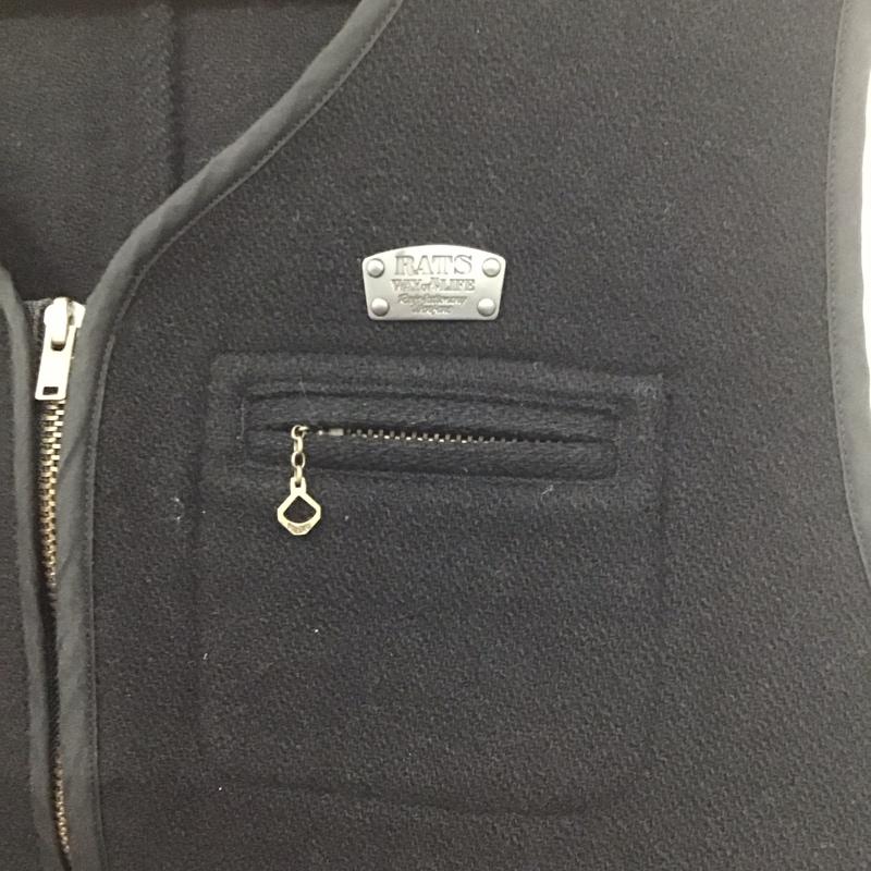 ラッツ RATS ベスト ベスト ジップアップベスト ノースリーブカットソー L ロゴ、文字 黒 / ブラック /  メンズ USED 古着 中古 10139307