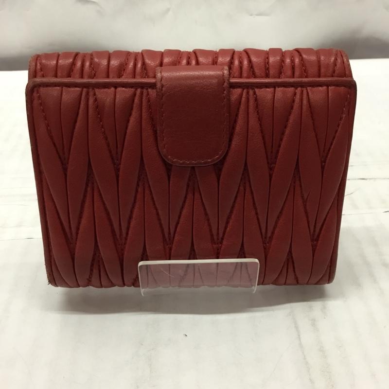 ミュウミュウ miu miu 財布 二つ折り マテラッセ ロゴ、文字 赤 / レッド /  レディース USED 古着 中古 10113769