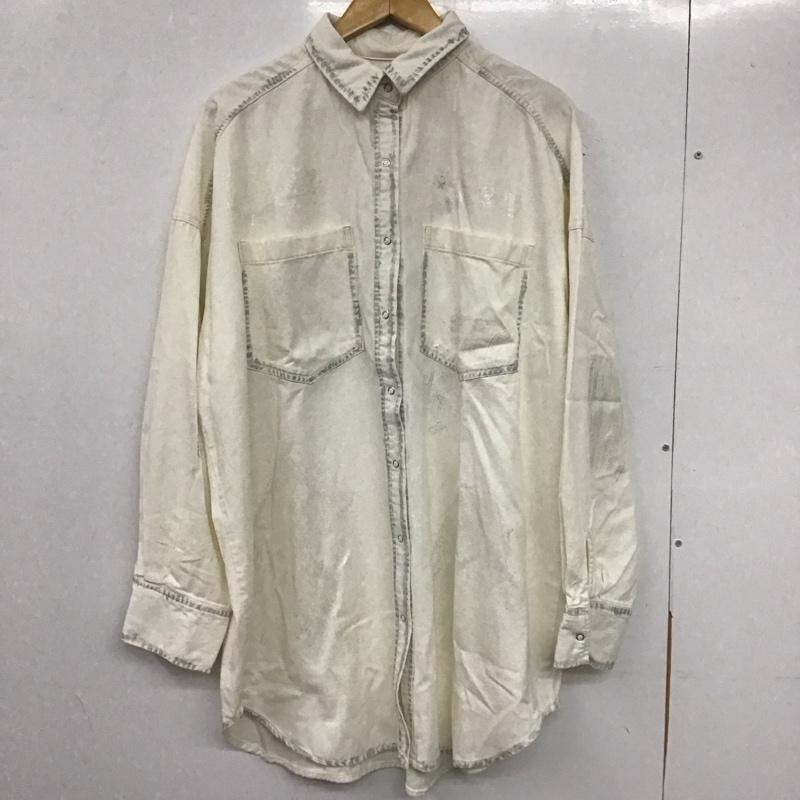ページボーイ PAGEBOY シャツ、ブラウス 長袖 PB460001TS ハクプリントデニムルーズ シャツ FREE  白 / ホワイト /  レディース USED 古着 中古 10139854