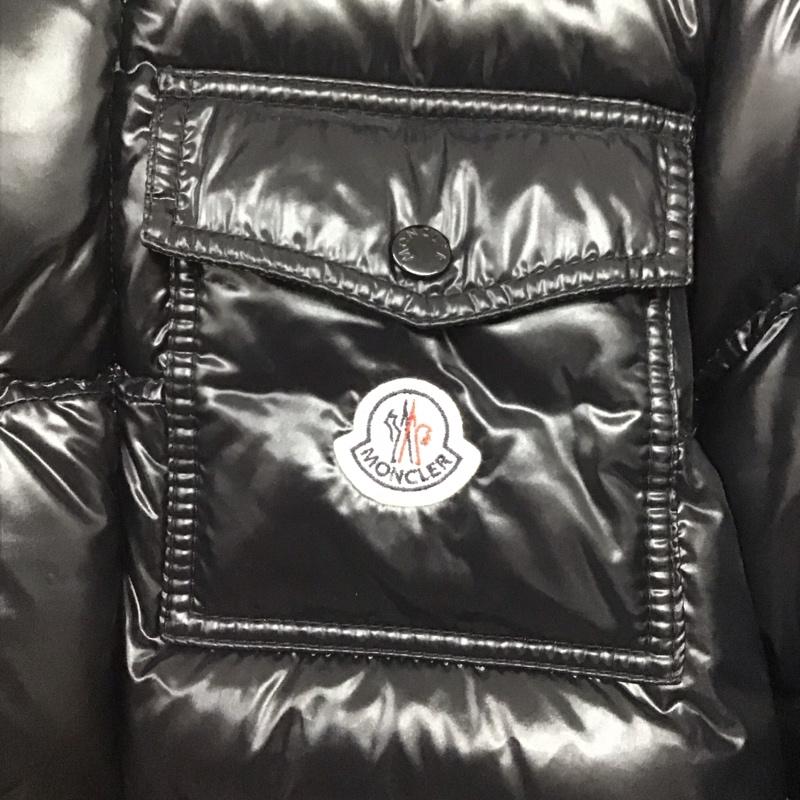 モンクレール MONCLER ジャケット、上着 ジャンパー、ブルゾン ダウンジャケット アウター フロントボタン 1 ロゴ、文字 黒 / ブラック /  メンズ USED 古着 中古 10146072