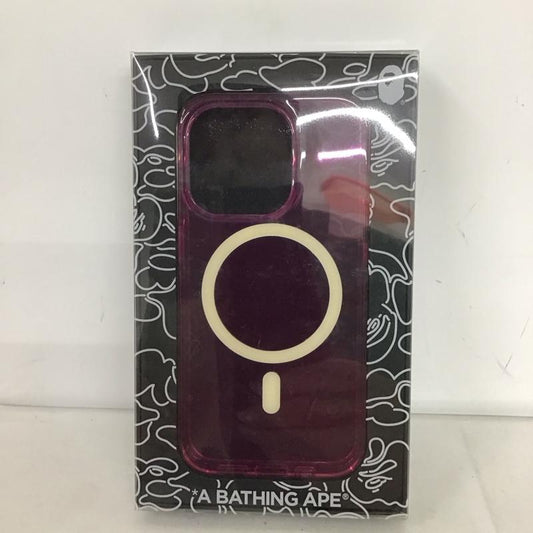 アベイシングエイプ A BATHING APE ファッション小物 ファッション小物 iphone 15Pro ケース NEON CAMO ロゴ、文字 桃 / ピンク /  メンズ USED 古着 中古 10132449