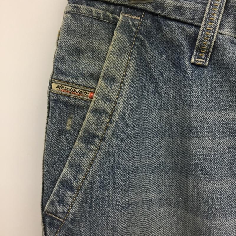 ディーゼル DIESEL パンツ デニム、ジーンズ FLAIRLEGG 0888Z ワイドパンツ W24L32 無地 青 / ブルー /  レディース USED 古着 中古 10099567