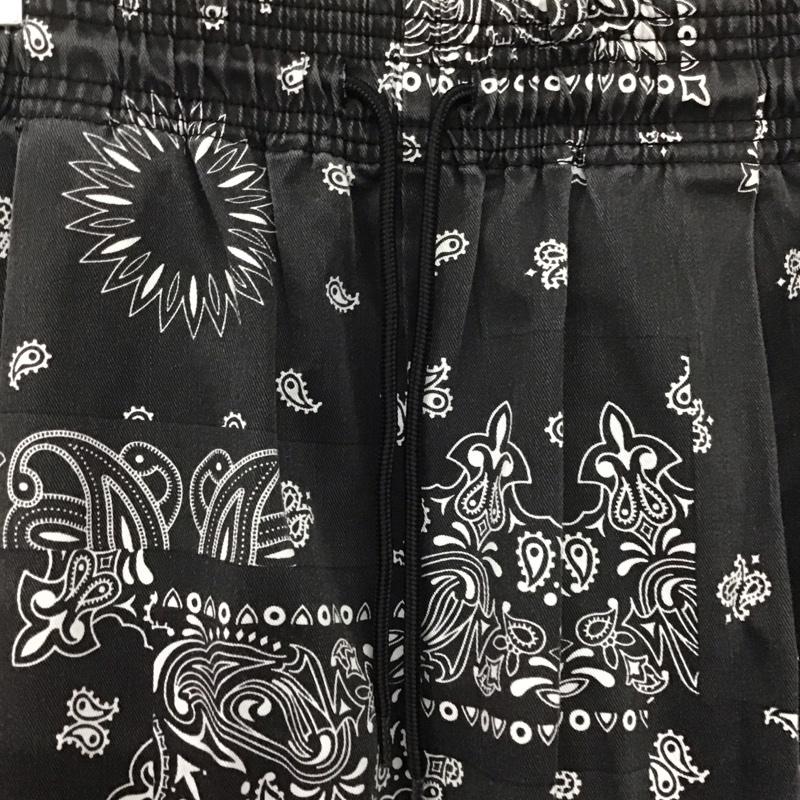 フリークスストア FREAK S STORE パンツ ワークパンツ、ペインターパンツ ワイドパンツ カジュアルパンツ ワークパンツ L プリント ダークグレー / ダークグレー /  メンズ USED 古着 中古 10145987