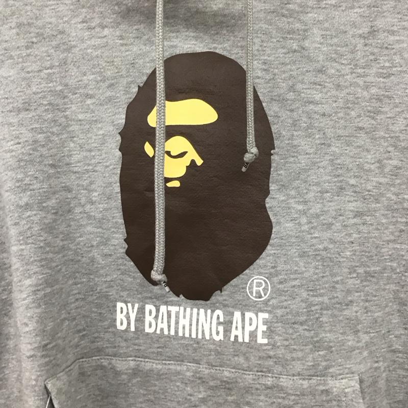 アベイシングエイプ A BATHING APE パーカー 長袖 長袖パーカー プルオーバーパーカー スウェット M プリント 灰 / グレー /  メンズ USED 古着 中古 10147864