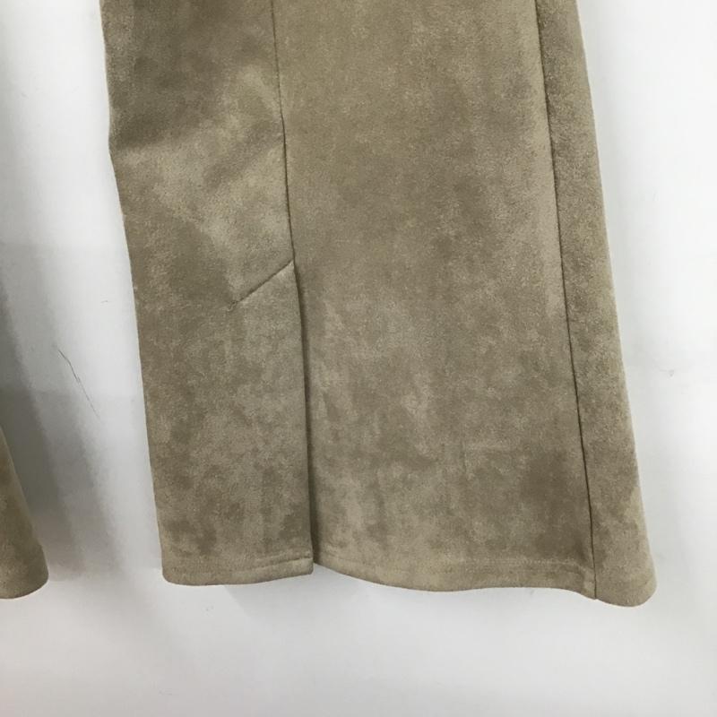ムルーア MURUA パンツ スラックス 012060700101-04 バックスリットスウェードパンツ フレアパンツ センタータック スウェードパンツ FREE 無地 ベージュ / ベージュ /  レディース USED 古着 中古 10105655